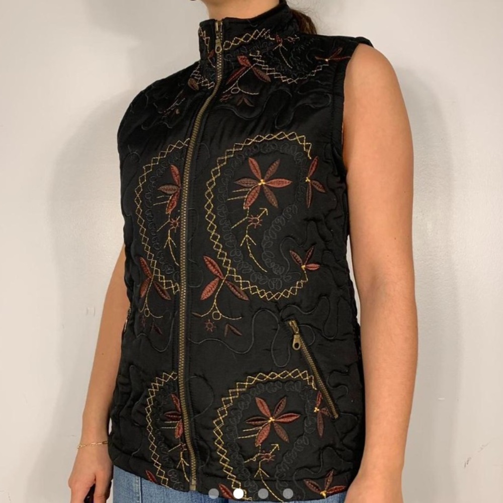 VINTAGE BROWN AND CREAM FLOERS EMBROIDERY BLACK PUFFER VEST JACKET